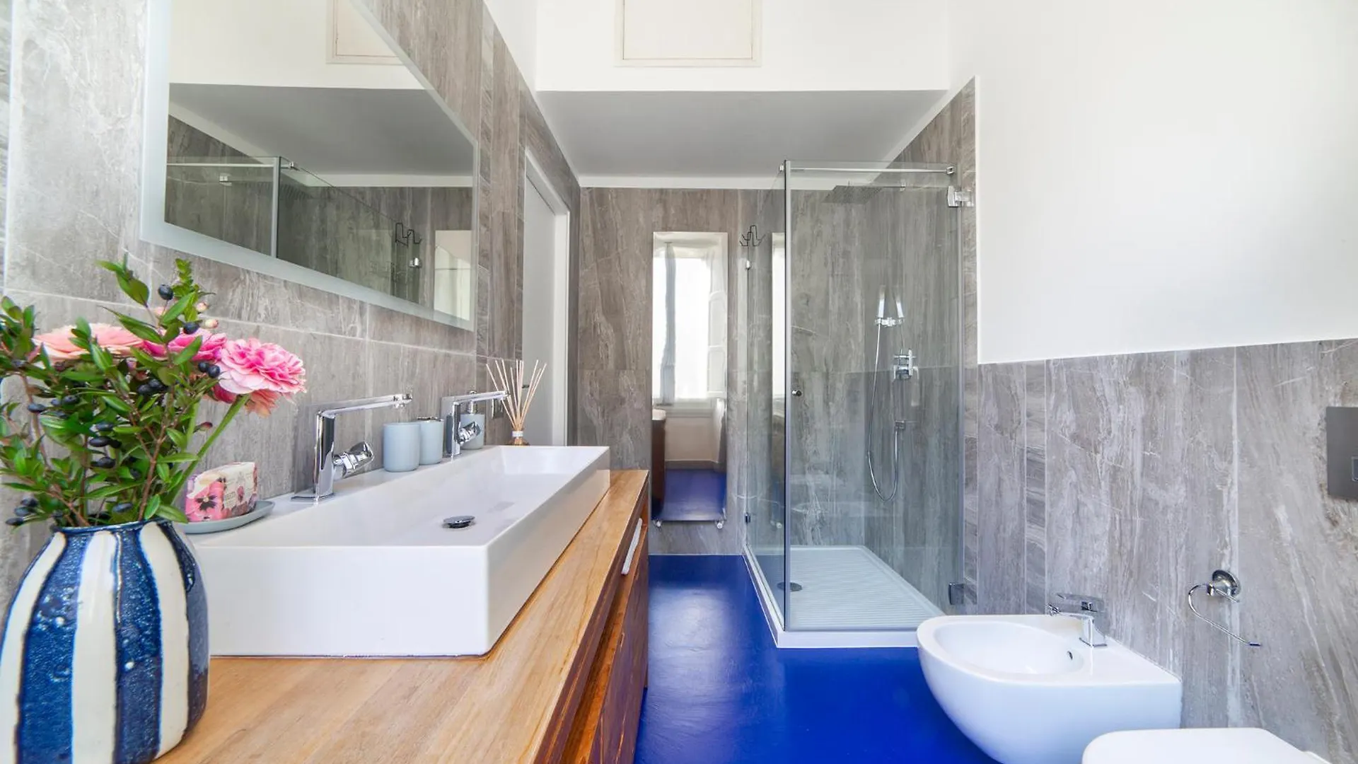 San Frediano Suite Florence Apartment
